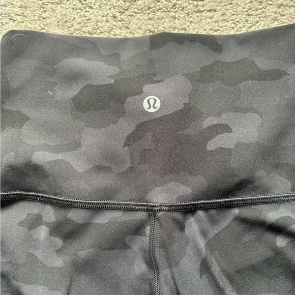 Lululemon Wunder Under High Rise Scallop Camp Leggings - Picture 4 of 4